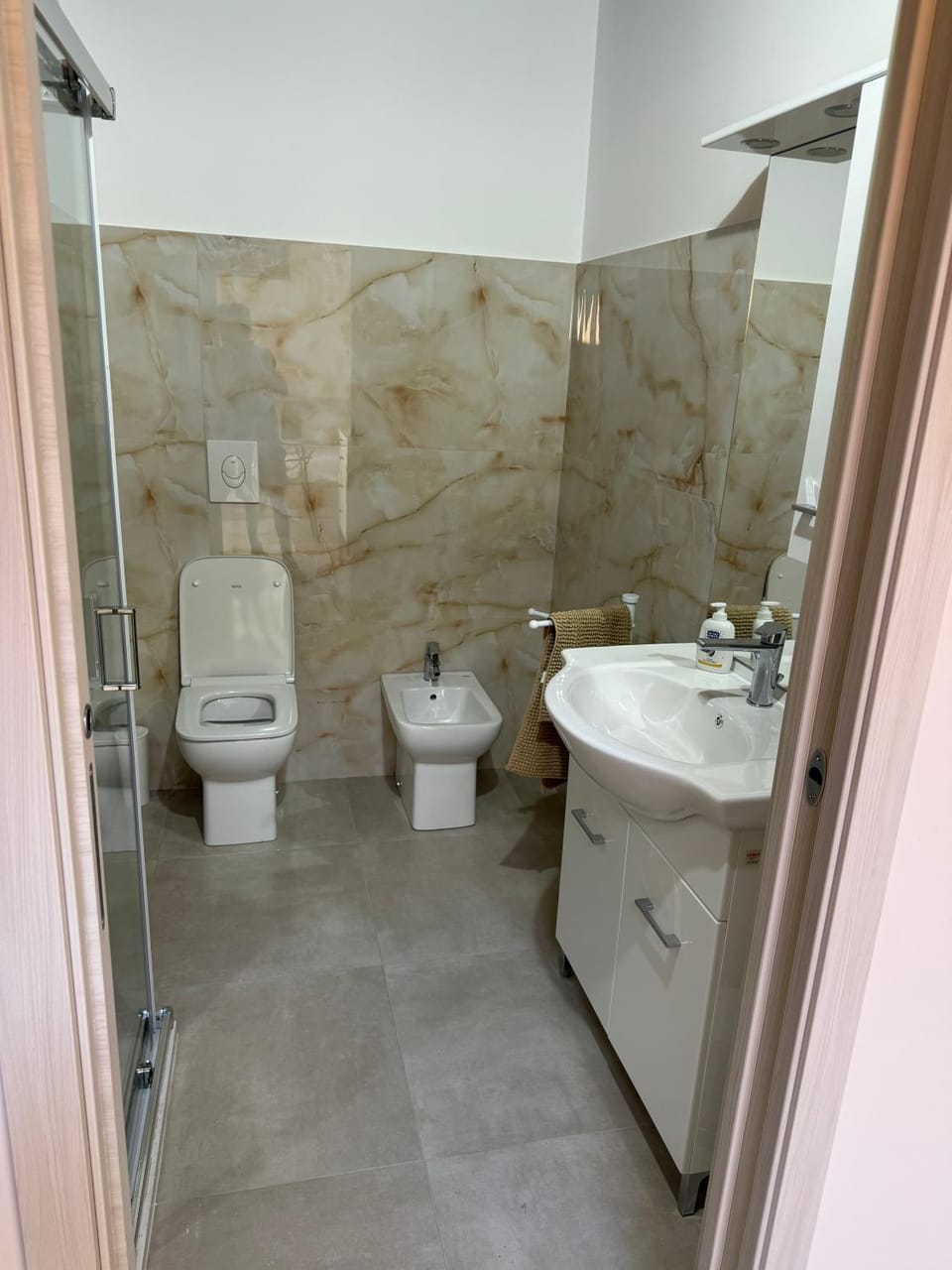 Shower, Toilet, Bathroom, bidet