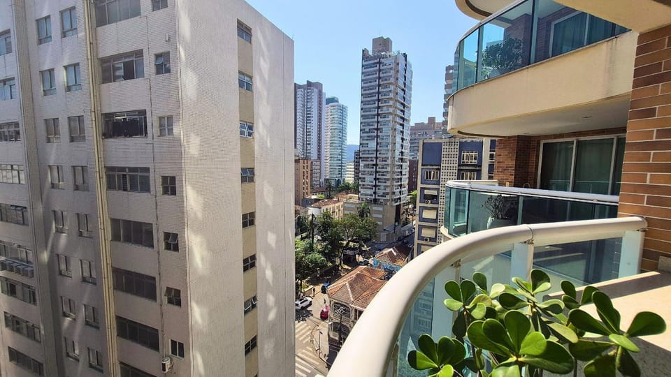 Balcony/Terrace, City view