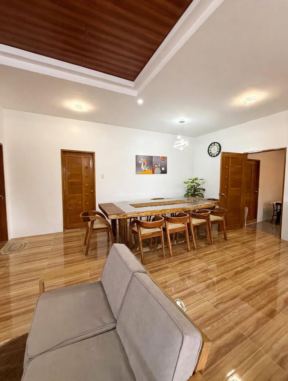 Casita Nela - Cozy 3BR Private Haven near Tagaytay Bed and Breakfast in Calabarzon