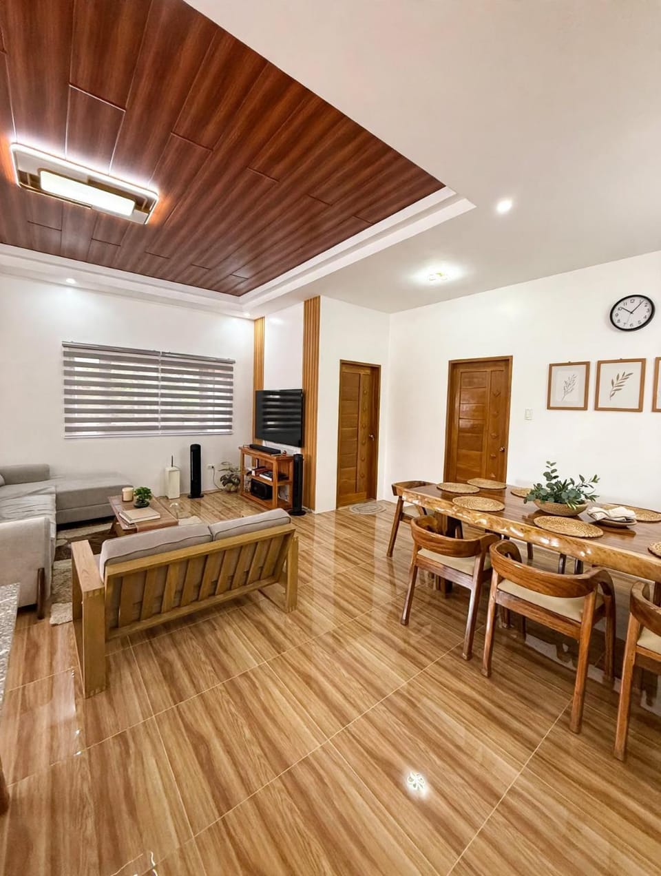 Communal lounge/ TV room, Karaoke, Evening entertainment