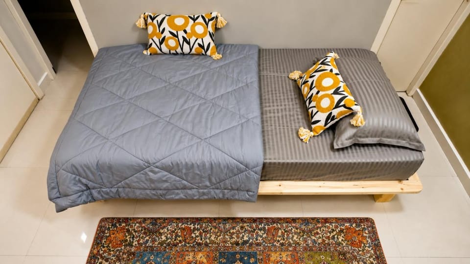 Bed, Bedroom, air conditioner