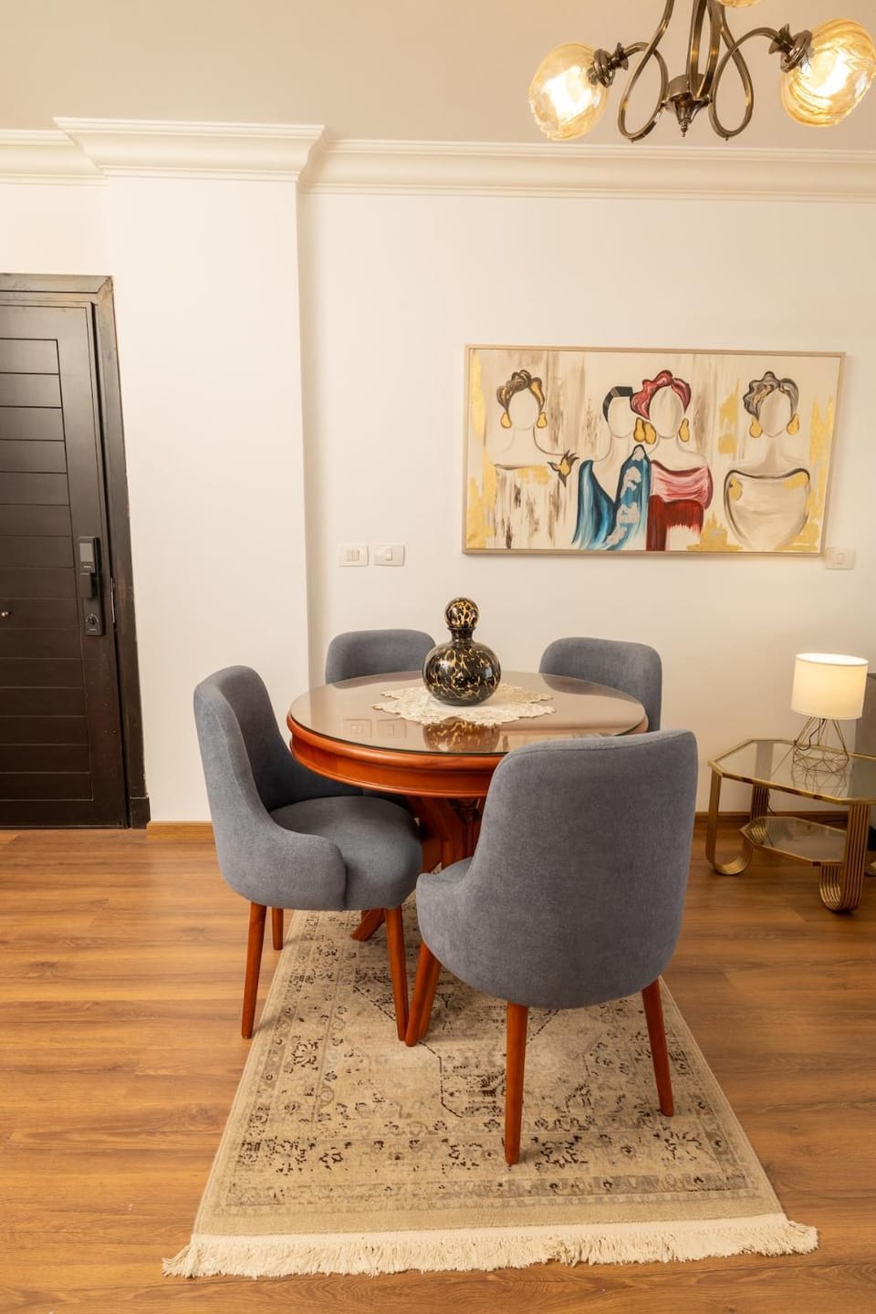 Decorative detail, Dining area