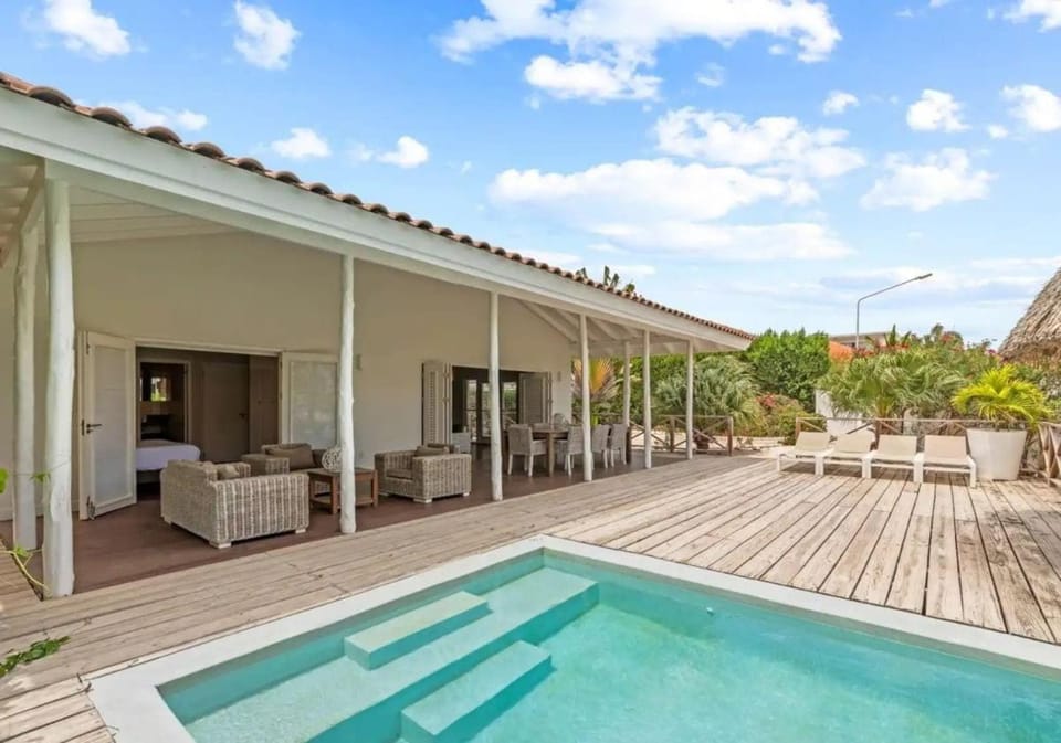Villa White Lotus Villa in Jan Thiel