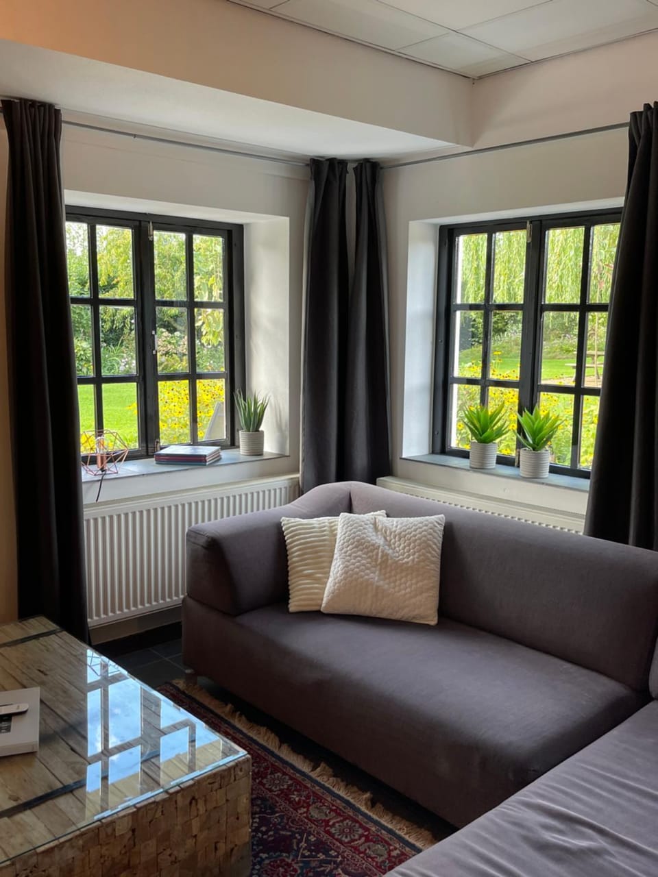 Seating area