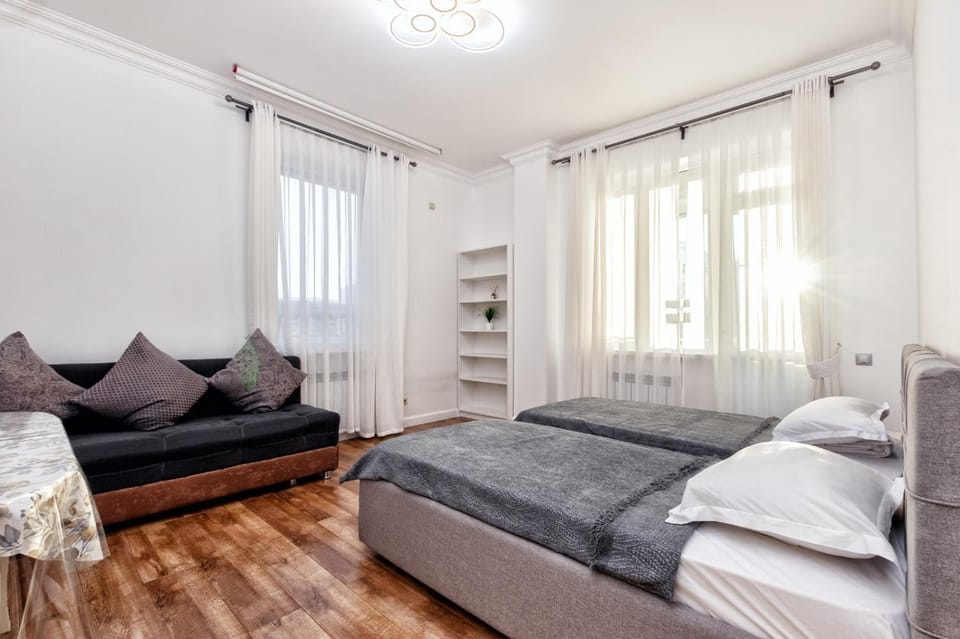 Уютная евротрешка Экспо бульвар Apartment in Kazakhstan