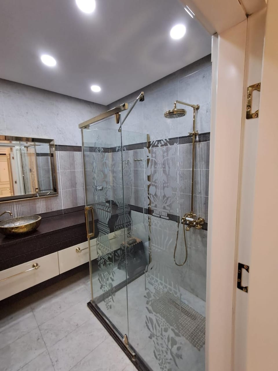 Renessans palace Apartment in Baku