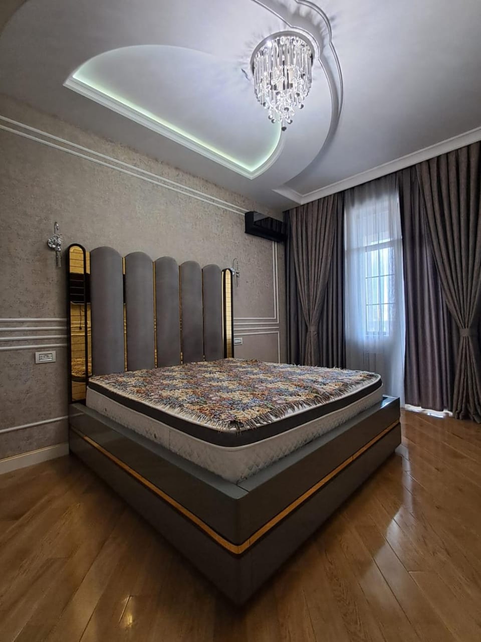 Renessans palace Apartment in Baku