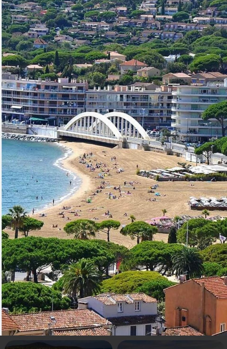 T2 en rez de jardin à 150m de la plage avec piscine et parking Apartment in Sainte-Maxime