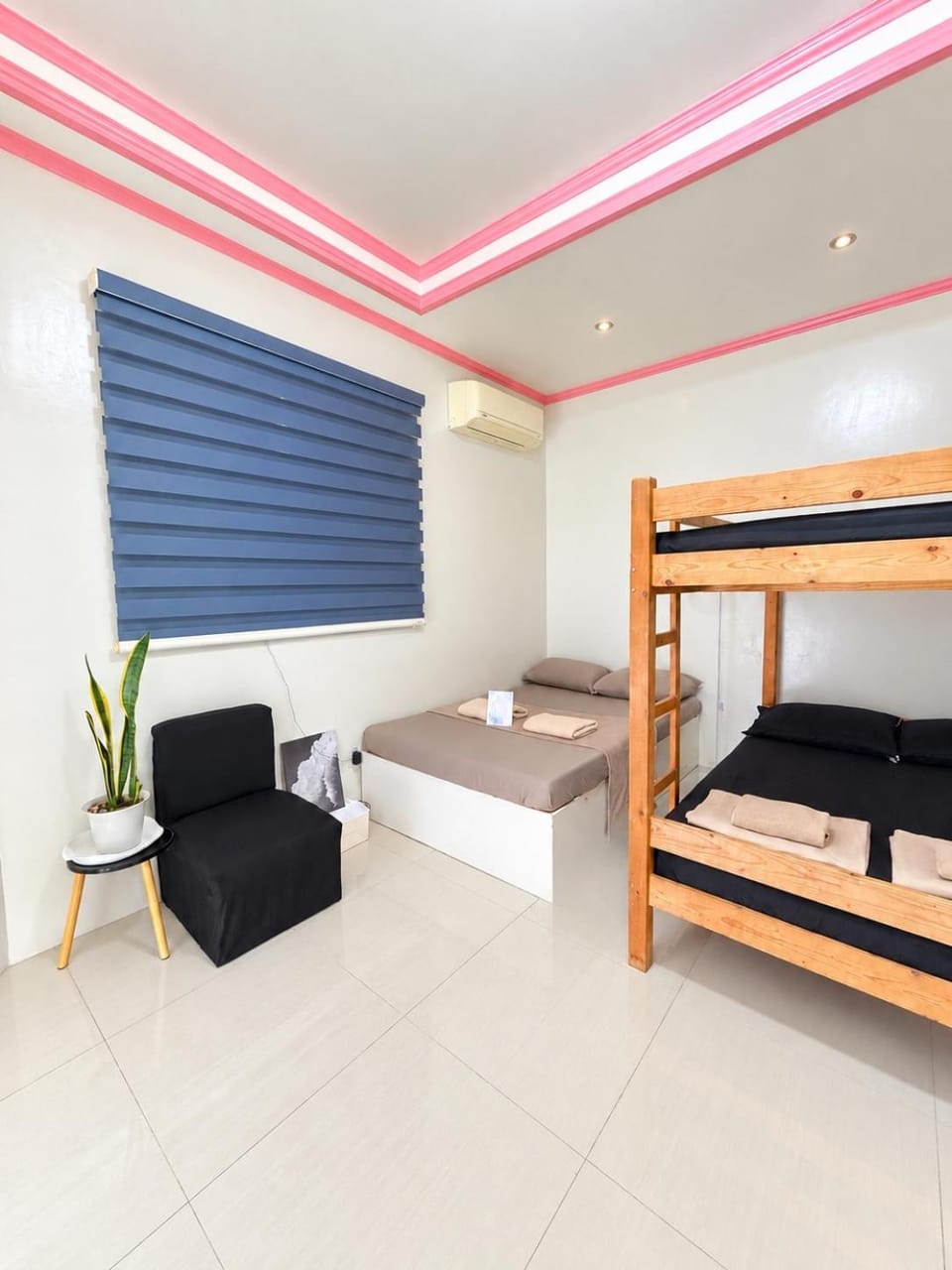 Cozy Bedroom II with Private Bathroom and Pool Vacation rental in San Juan