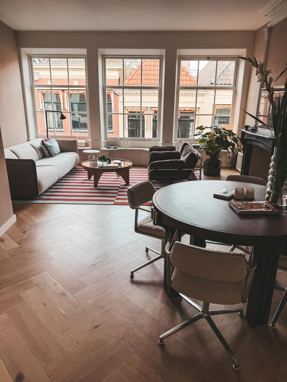 Beautiful monumental house in the heart of the city center Apartment in Groningen