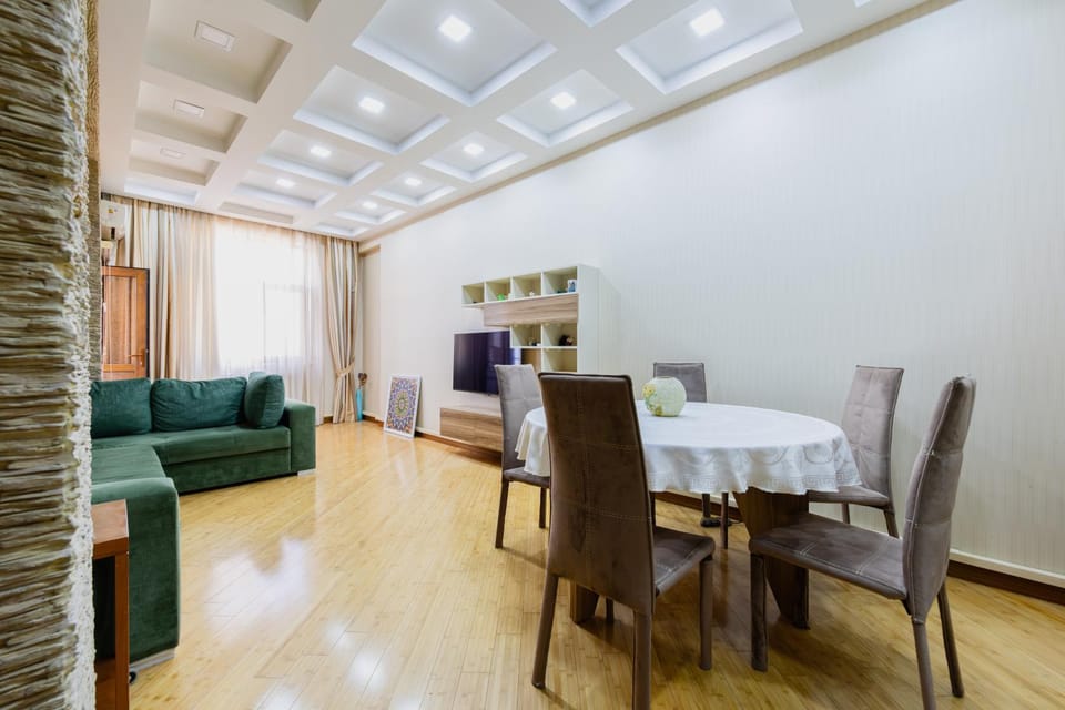 The MTK apartments is 5 minutes walk from the Port Baku F1 area Apartment in Baku