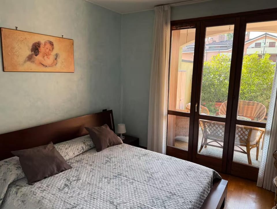 12 min by car to Rho Fiera - 65 sqm Terrace Apartment in Lainate