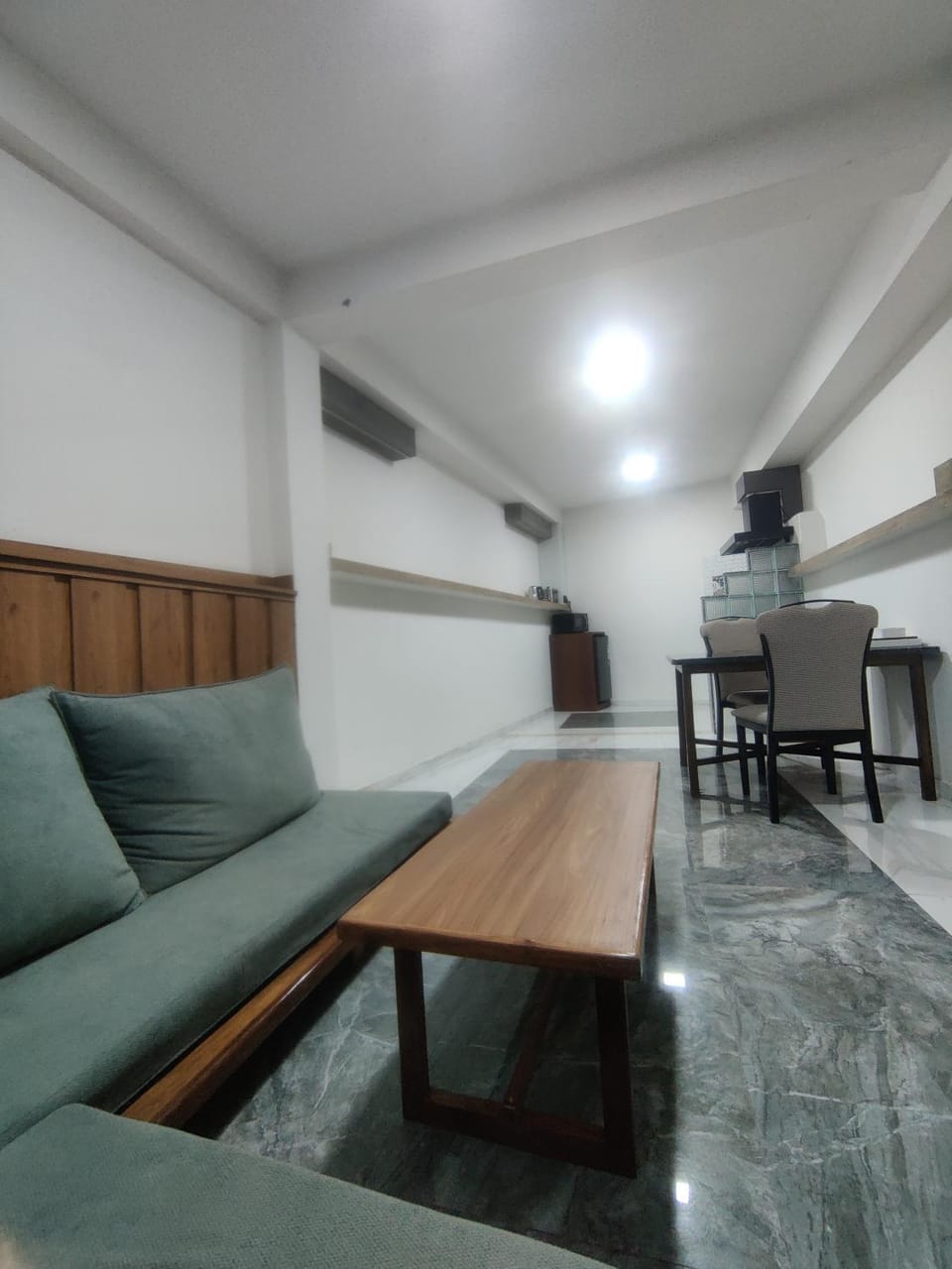 Kitchen or kitchenette, Living room, Seating area, Dining area, air conditioner