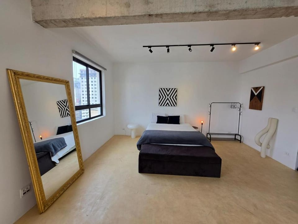 Historic Art Deco Apartment - 14th Floor Apartment in Sao Paulo City