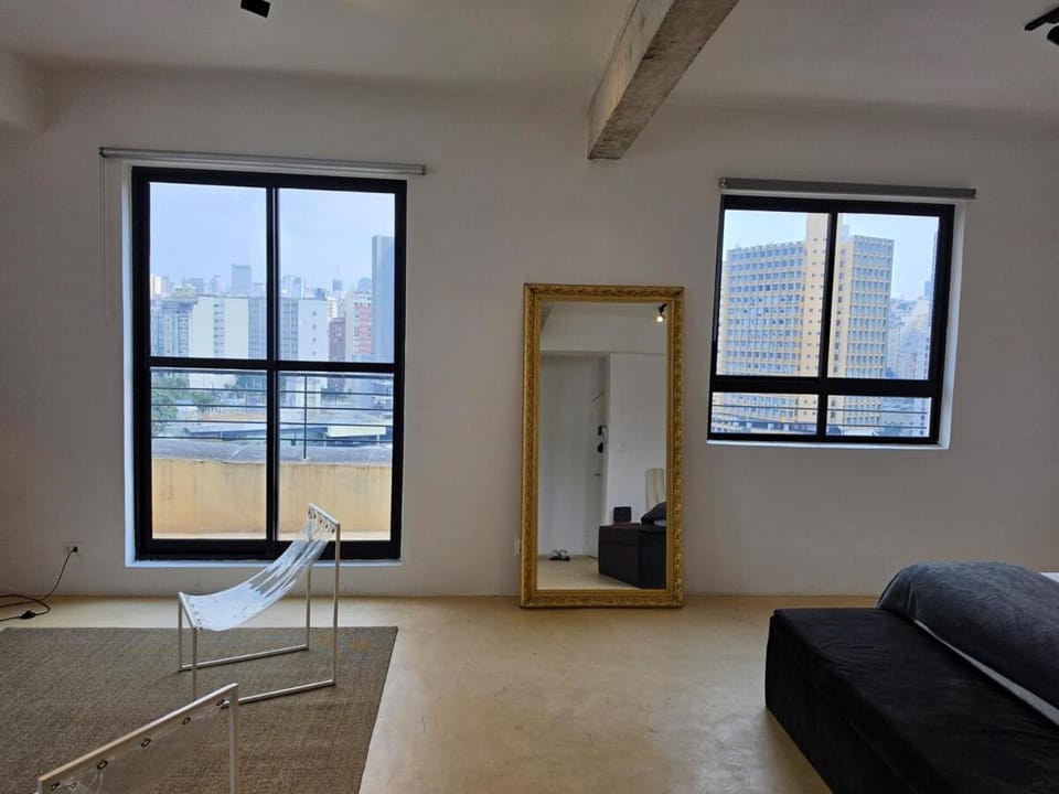 Historic Art Deco Apartment - 14th Floor Apartment in Sao Paulo City