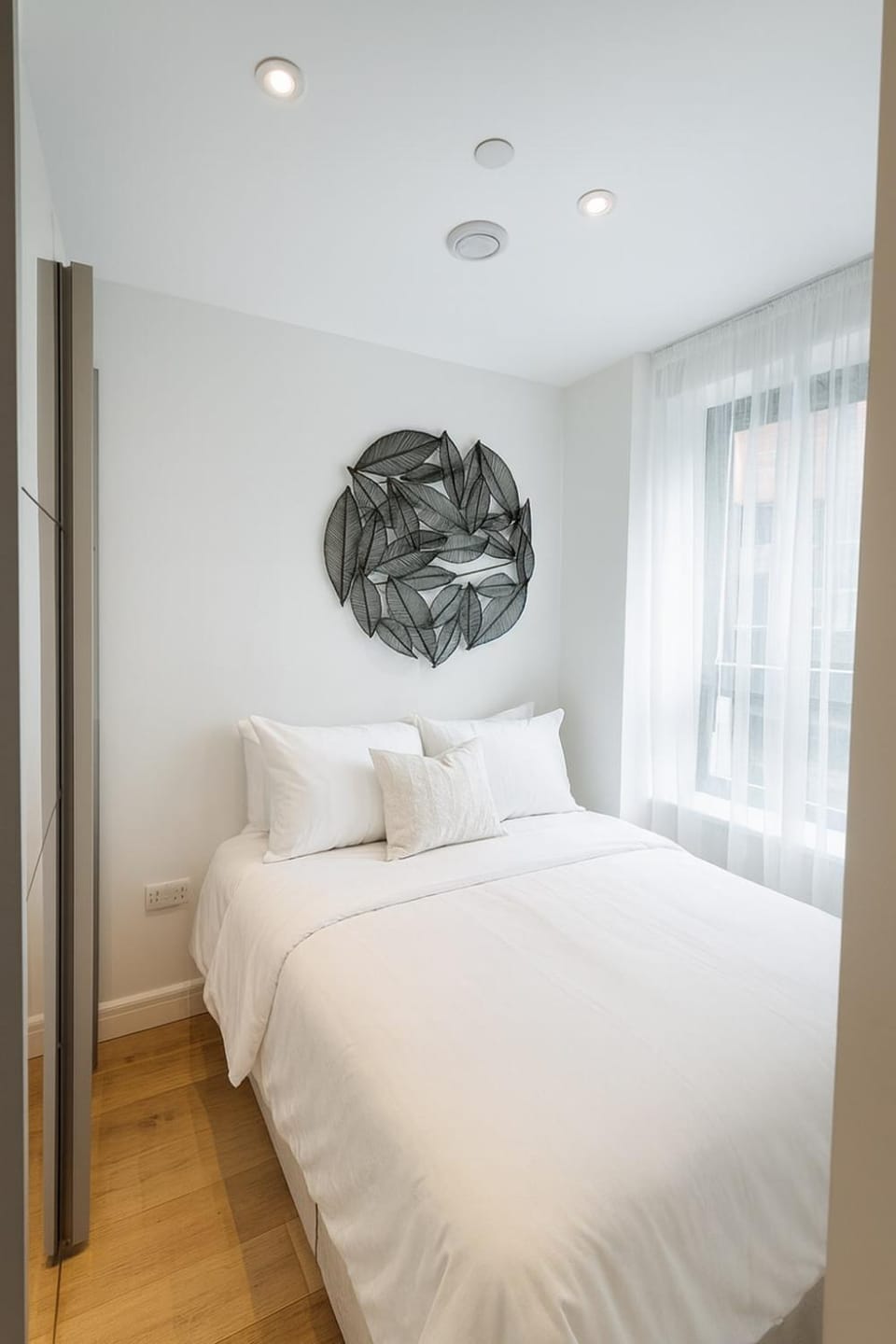 Airport Studio Apartment High St Feltham Apartment in London Borough of Hounslow