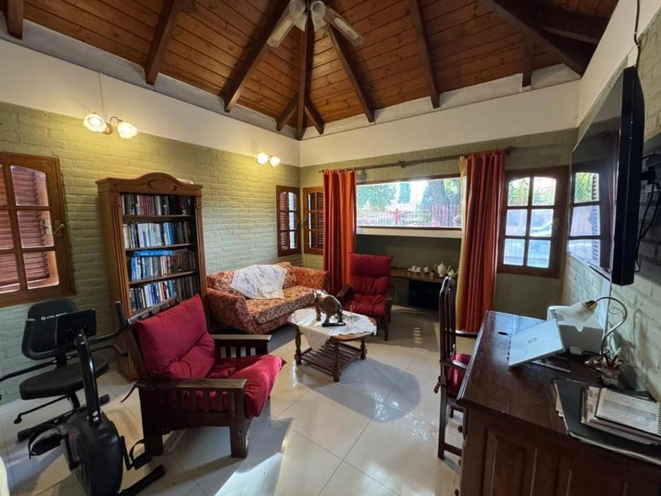 TV and multimedia, Living room, Dining area