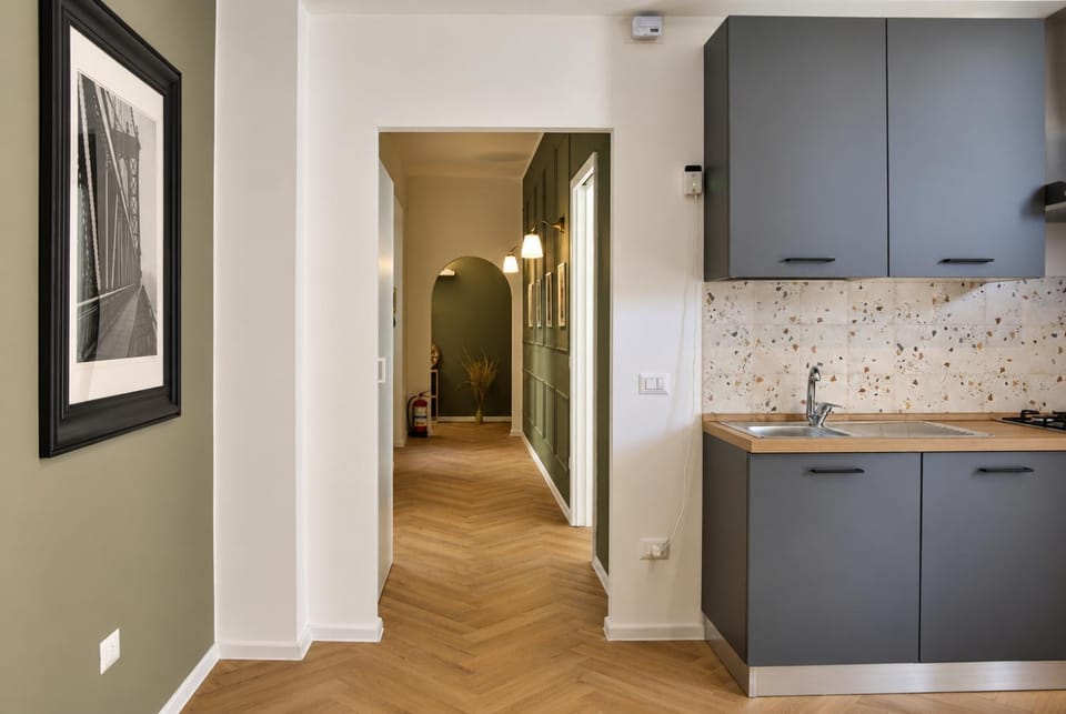 Kitchen or kitchenette