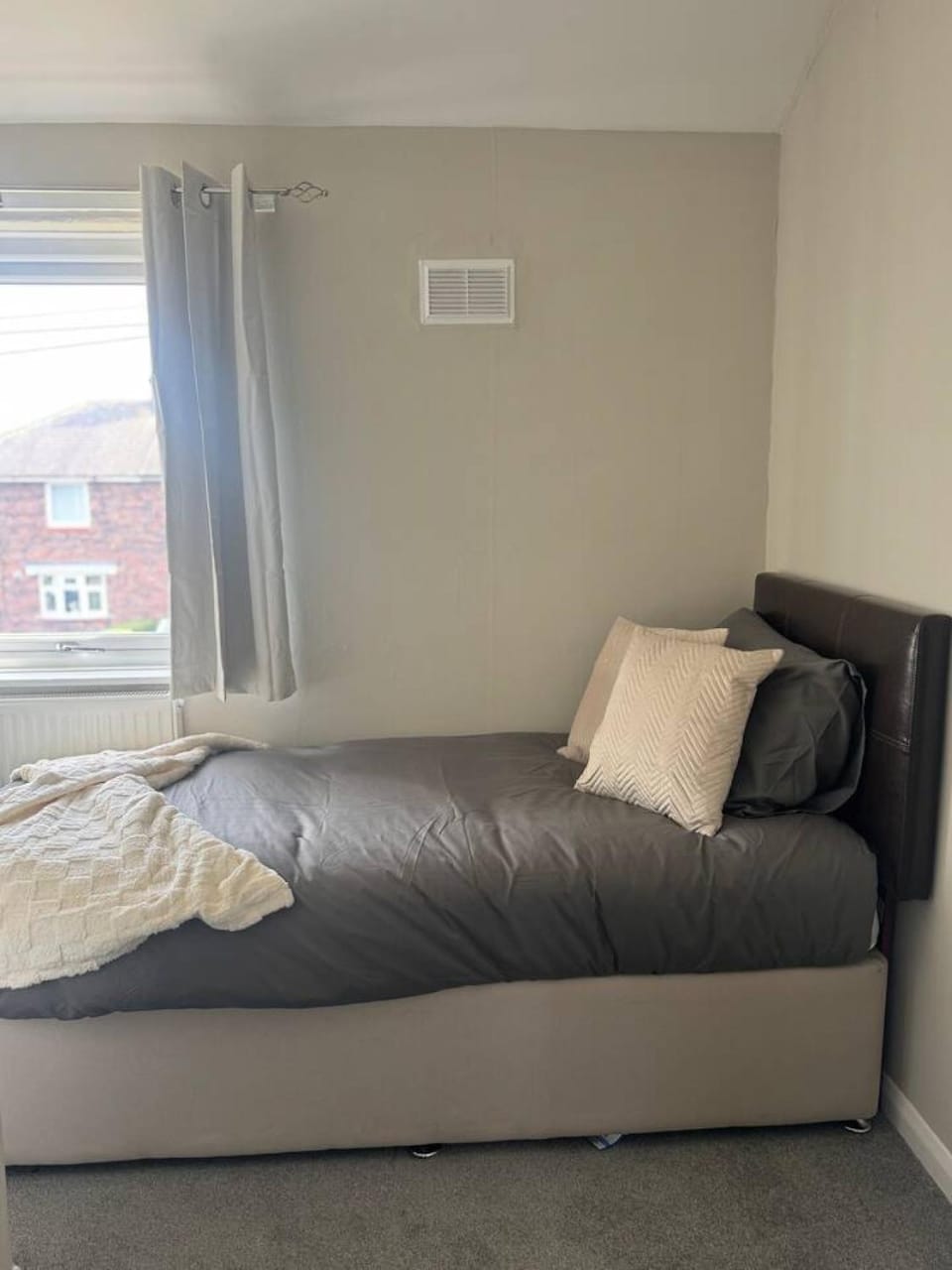3BH Comfortable & Cozy House in Carlisle