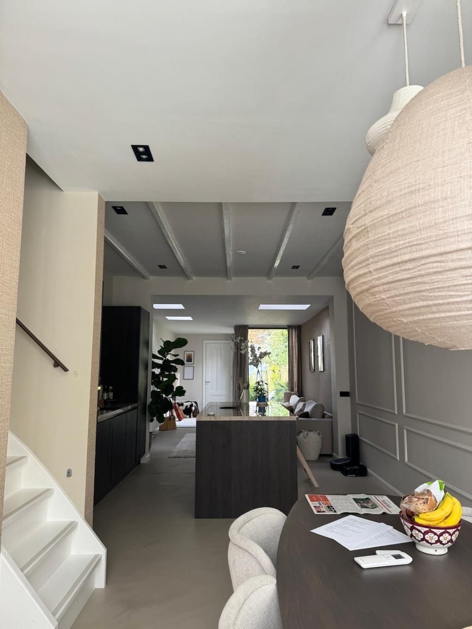 Living room, Food and drinks, Seating area, Dining area, Food