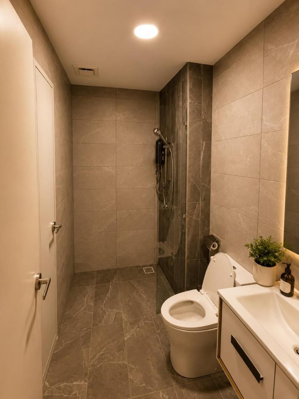 Shower, Toilet, Bathroom