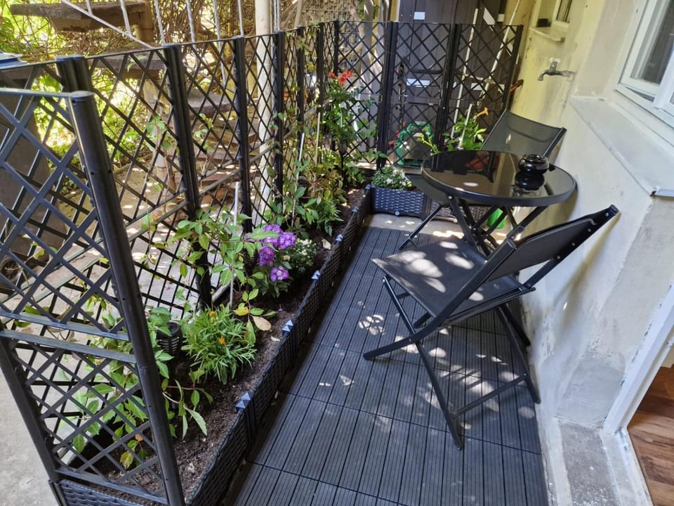 Patio, Balcony/Terrace, Garden view
