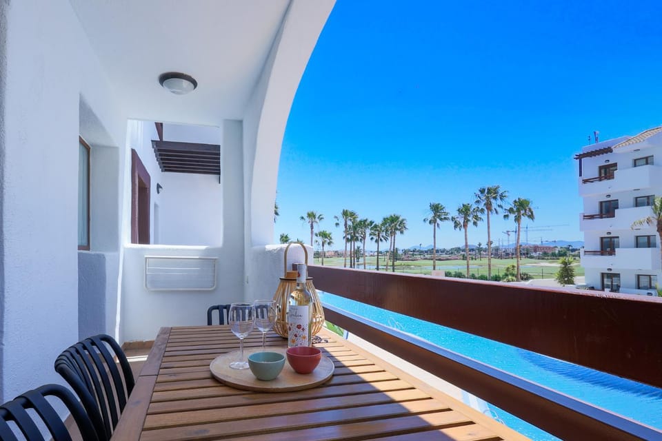 Property building, Balcony/Terrace, Swimming pool