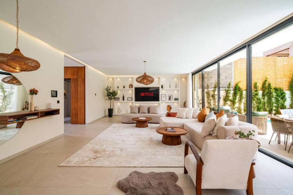 Marrakech 4-Bedroom Villa with Indoor and Outdoor Pools Villa in Marrakesh-Safi