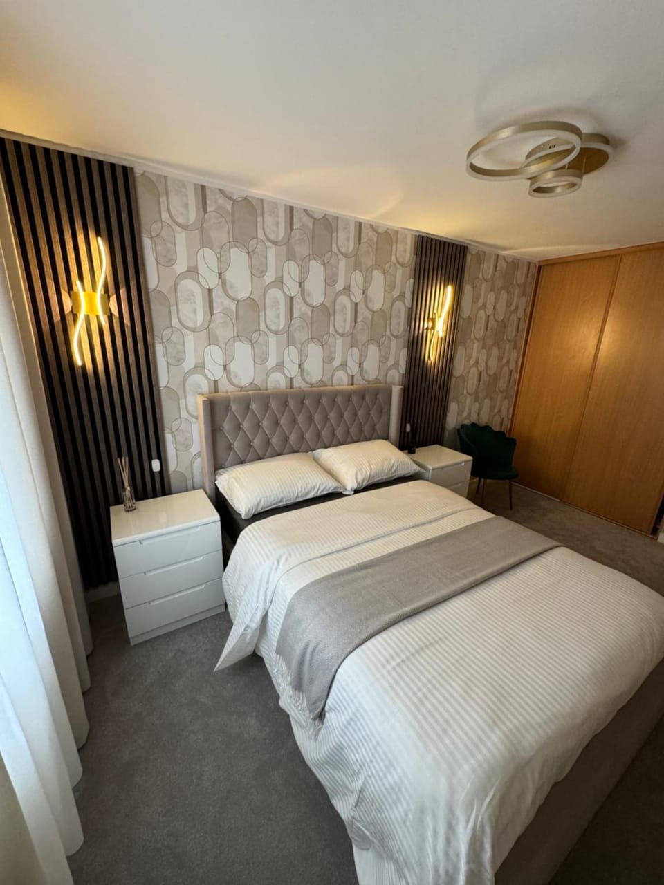 Mr Mihail Apartment in Isleworth