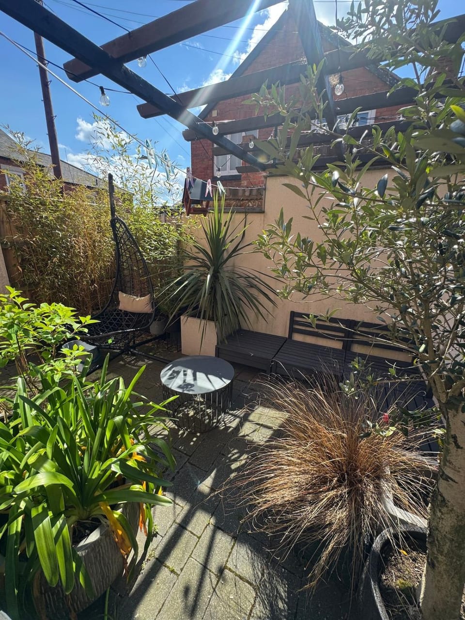 Modern detached Town House with parking House in Shrewsbury