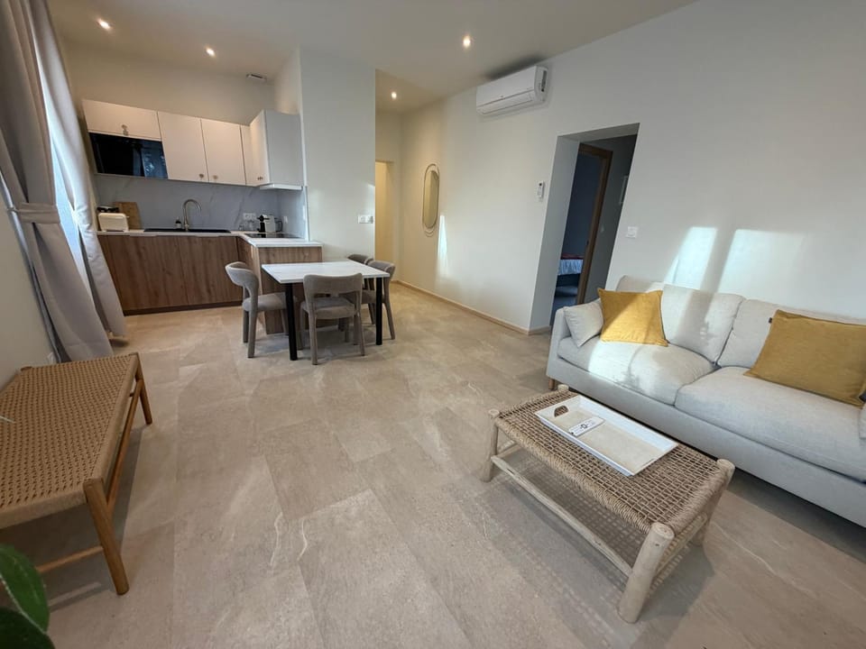 Appartement romantique avec balnéothérapie Apartment in Nouvelle-Aquitaine