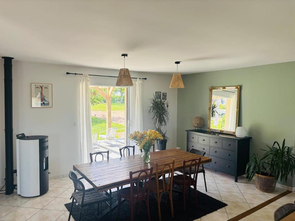Cozy and spacious house in Loudun House in Loudun