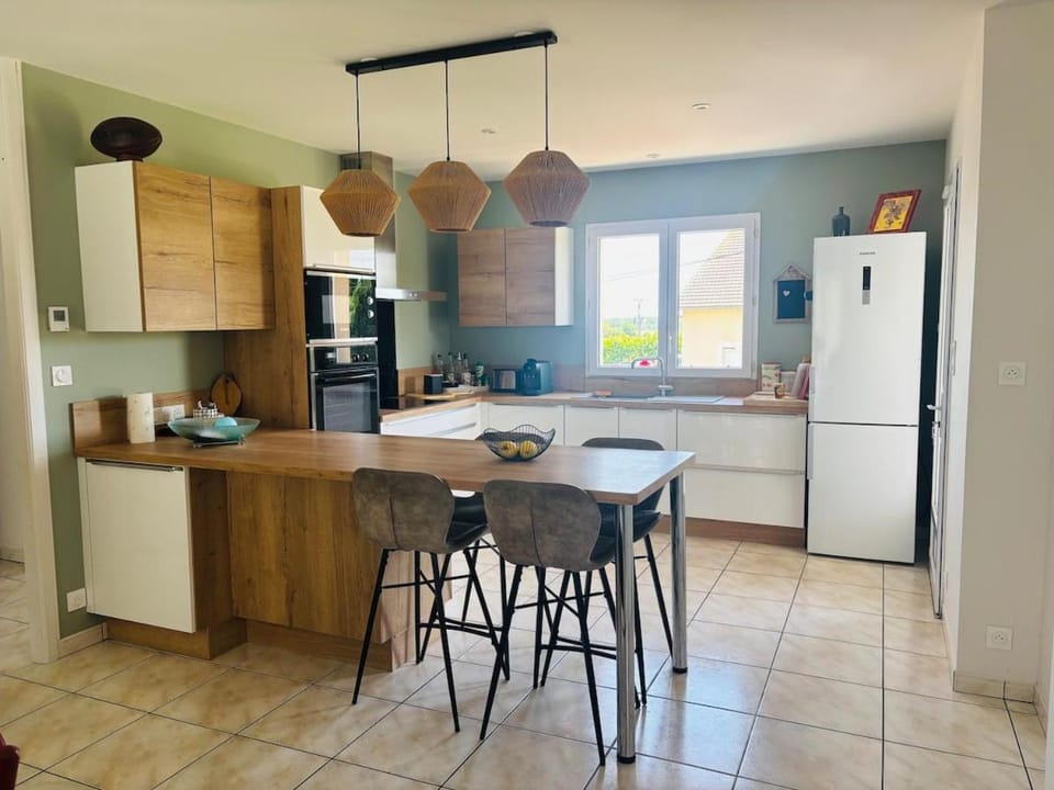 Cozy and spacious house in Loudun House in Loudun