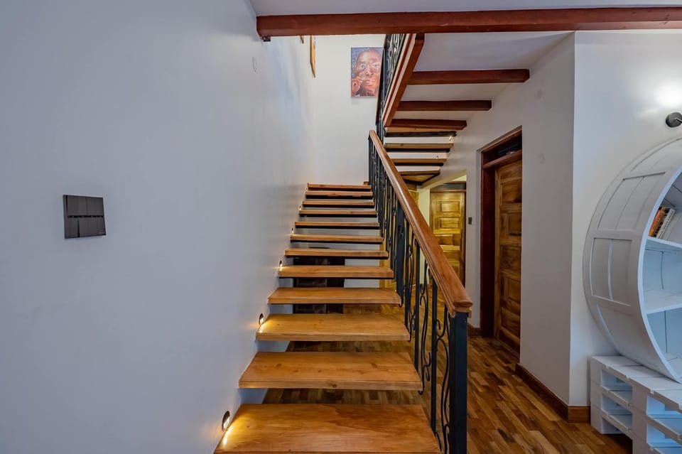 4 Bedroom Executive A-Frame Cabin- Nanyuki Cabin in Kenya