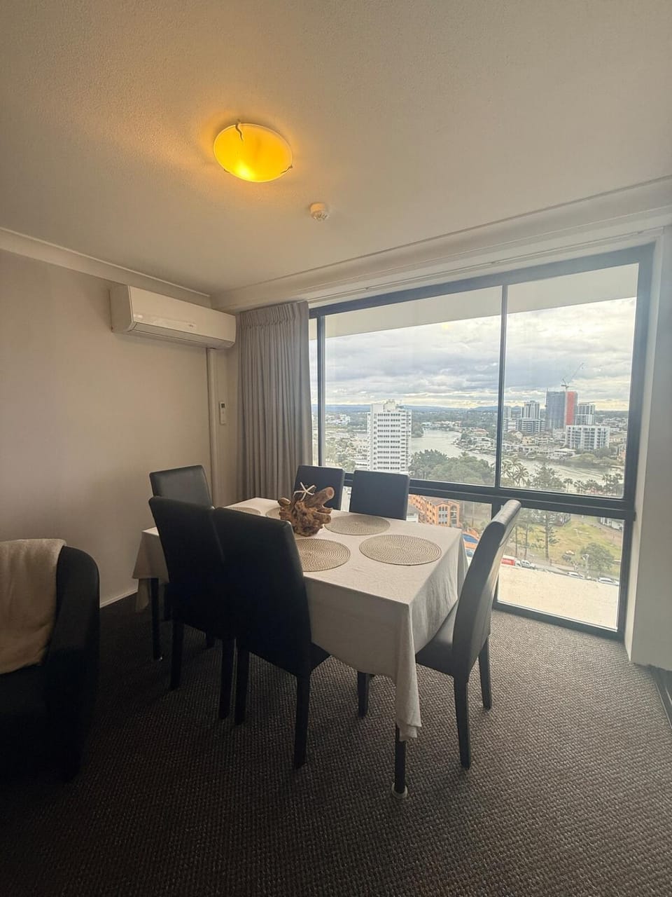 Sea La Vie Apartment in Surfers Paradise