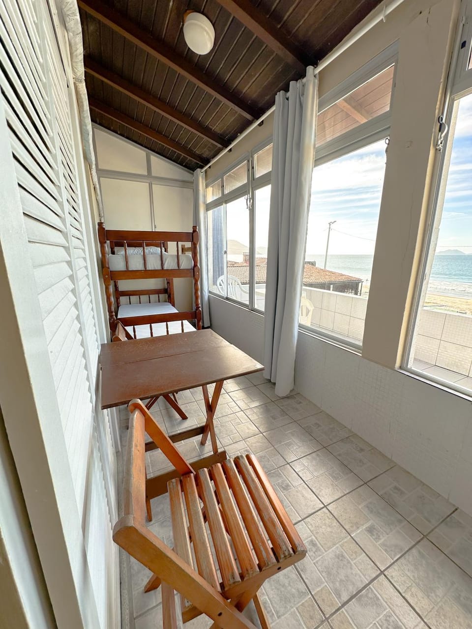 Pousada Casa de Praia, quarto 2 Bed and Breakfast in Florianopolis