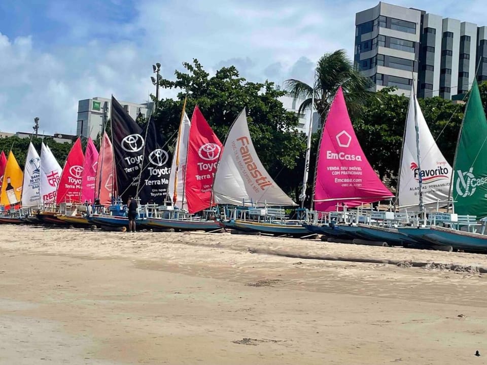 APARTAMENTO NA PRAIA DE PAJUÇARA 2 QUARTOS EDF ANA MARIA vista lateral mínima do mar AVENIDA DR ANTONIO GOUVEIA 1113 COBRAMOS ELETRICIDADE e O CONSUMO ELETRICO PAGO NO CHECKAUT 1 KWH É 1,20 REAIS Apartment in Maceió