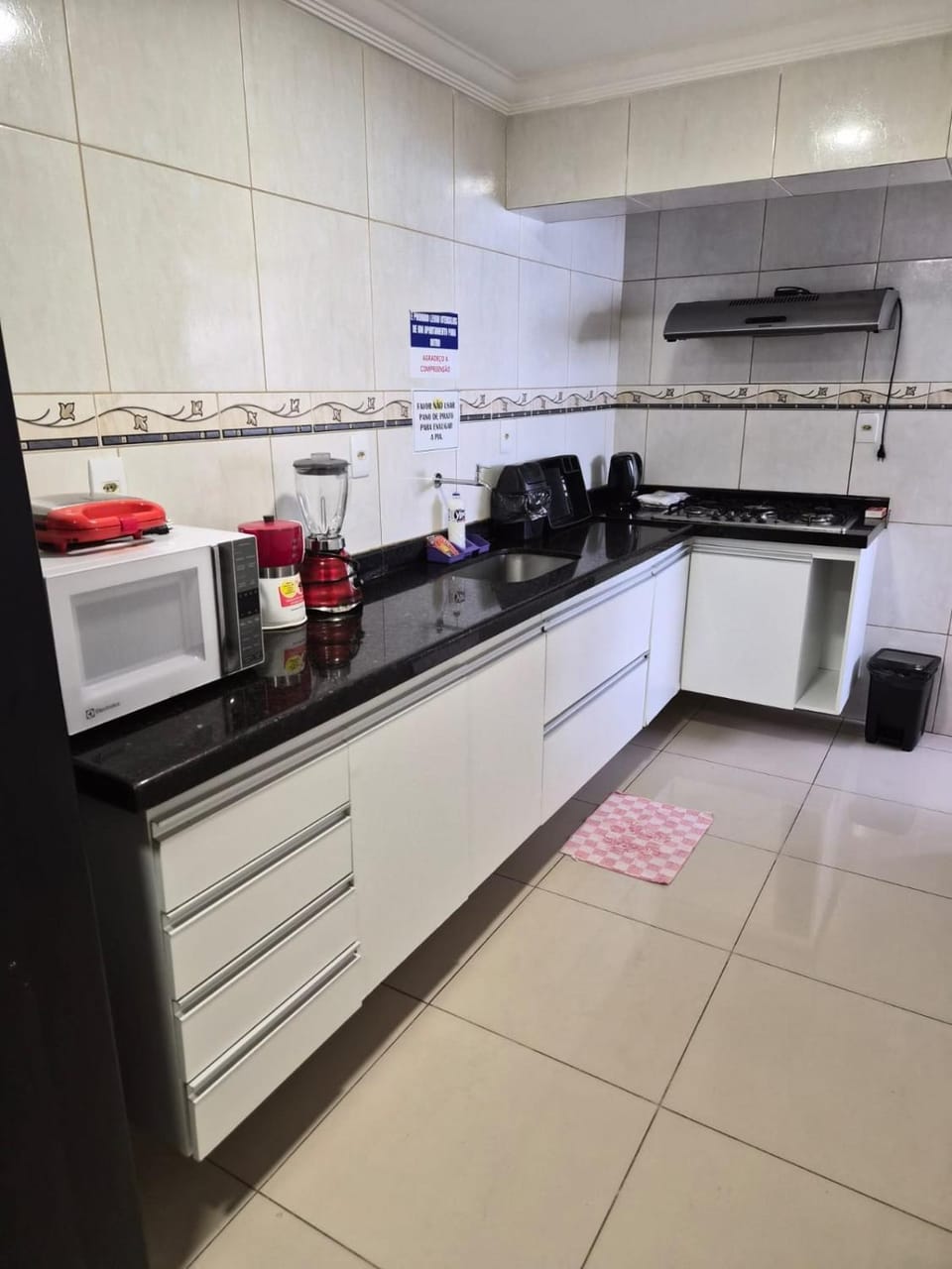 APARTAMENTO NA PRAIA DE PAJUÇARA 2 QUARTOS EDF ANA MARIA vista lateral mínima do mar AVENIDA DR ANTONIO GOUVEIA 1113 COBRAMOS ELETRICIDADE e O CONSUMO ELETRICO PAGO NO CHECKAUT 1 KWH É 1,20 REAIS Apartment in Maceió