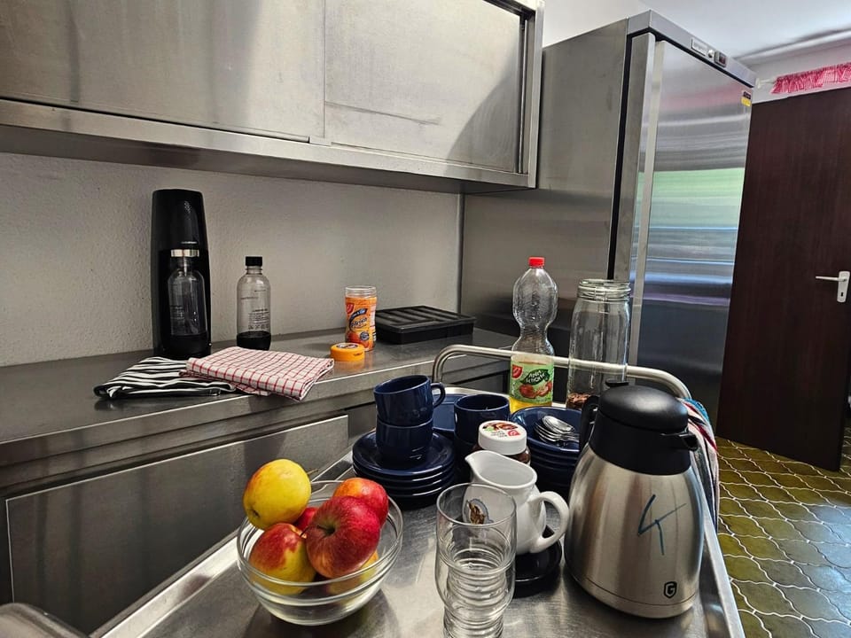 Coffee/tea facilities, Kitchen or kitchenette