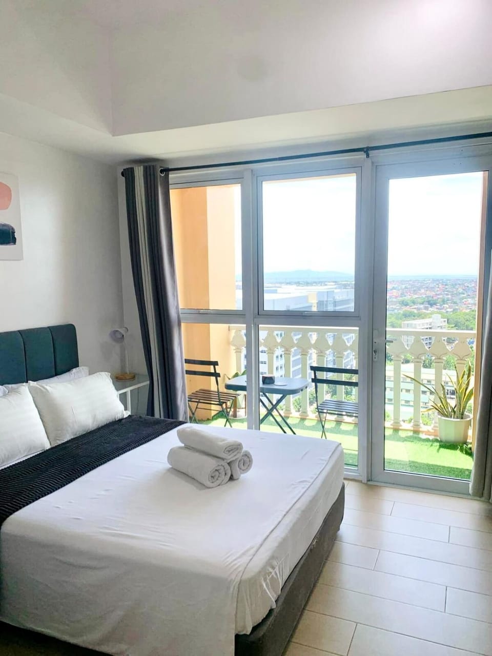 Venice Lux Residences TAGUIG Apartment in Makati