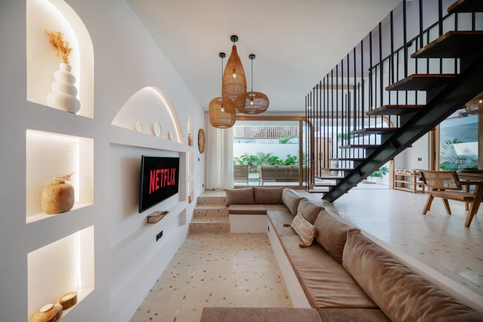 TV and multimedia, Living room, Seating area