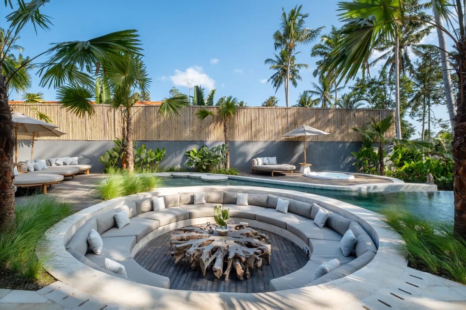 Day, Garden view, Pool view, Swimming pool, sunbed