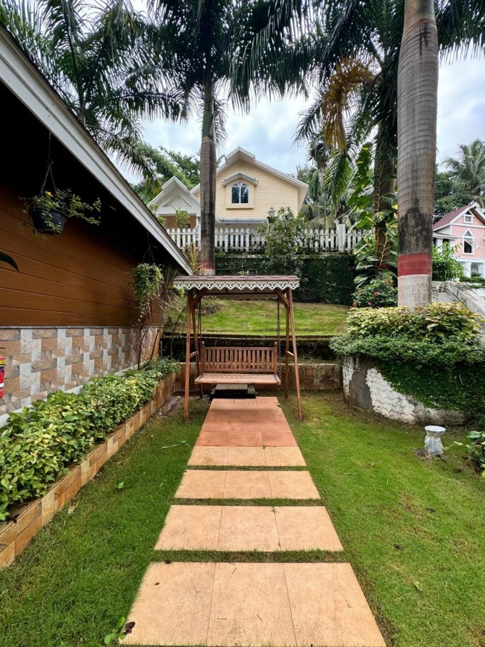 SHR- 1 BHK VILLA WITH OUTDOOR PRIVATE PLUNGE PoOL Villa in Maharashtra