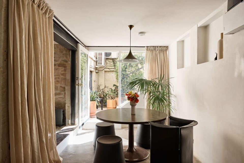 The Motif, Potts Point Apartment in Sydney