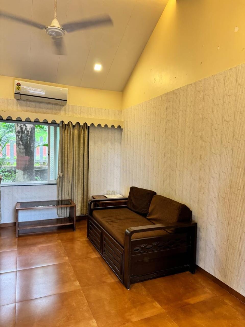 SHR- 2 BED VILLA With outdoor private pool Villa in Maharashtra