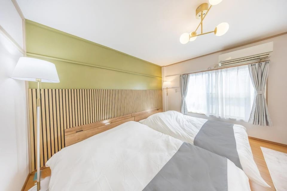1 min on foot from Keisei Hikifune Station, Skytree area, max 4 ppl, 2 double beds Apartment in Japan