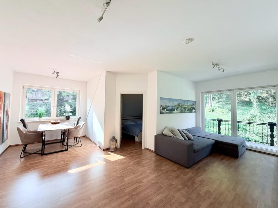 Living room, Photo of the whole room, Dining area