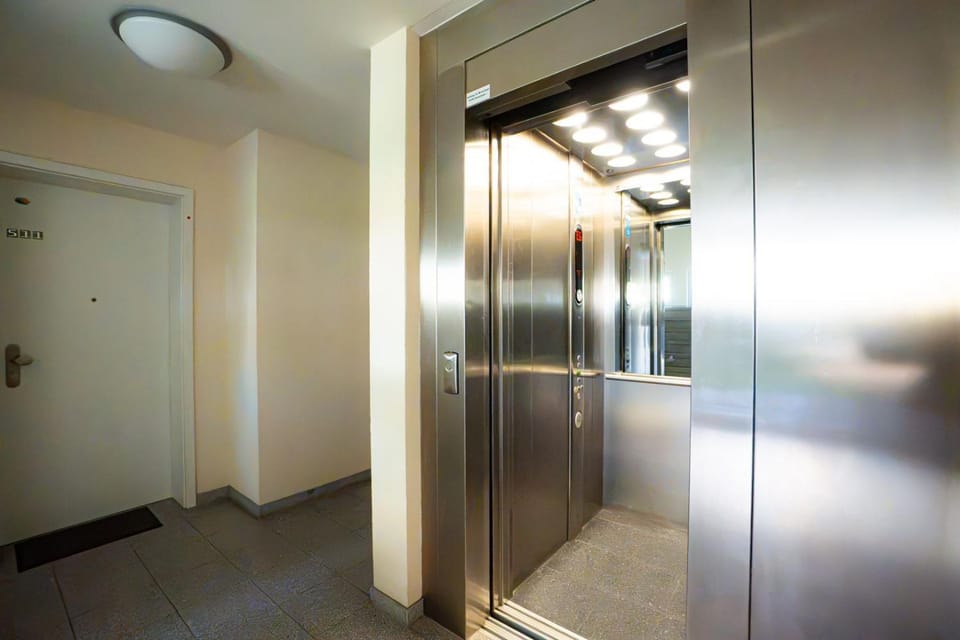 elevator