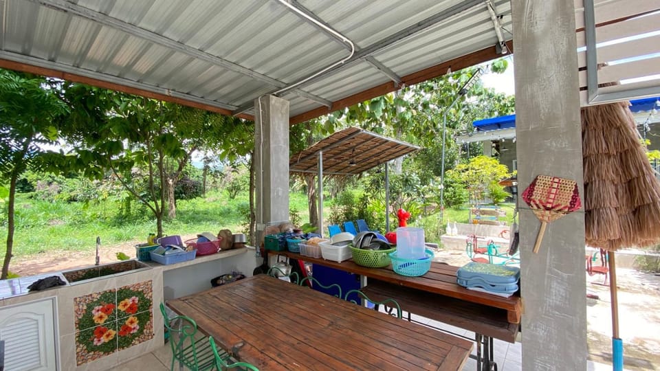 ไร่กุสุมา แคมป์ปิ้ง f1 House in Thailand