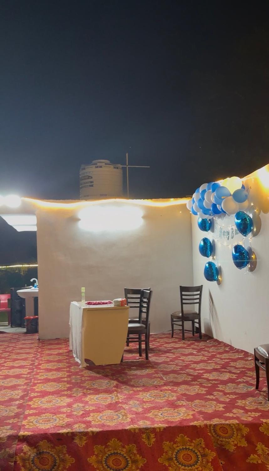 Luxury Resort near DELHI Villa in Delhi